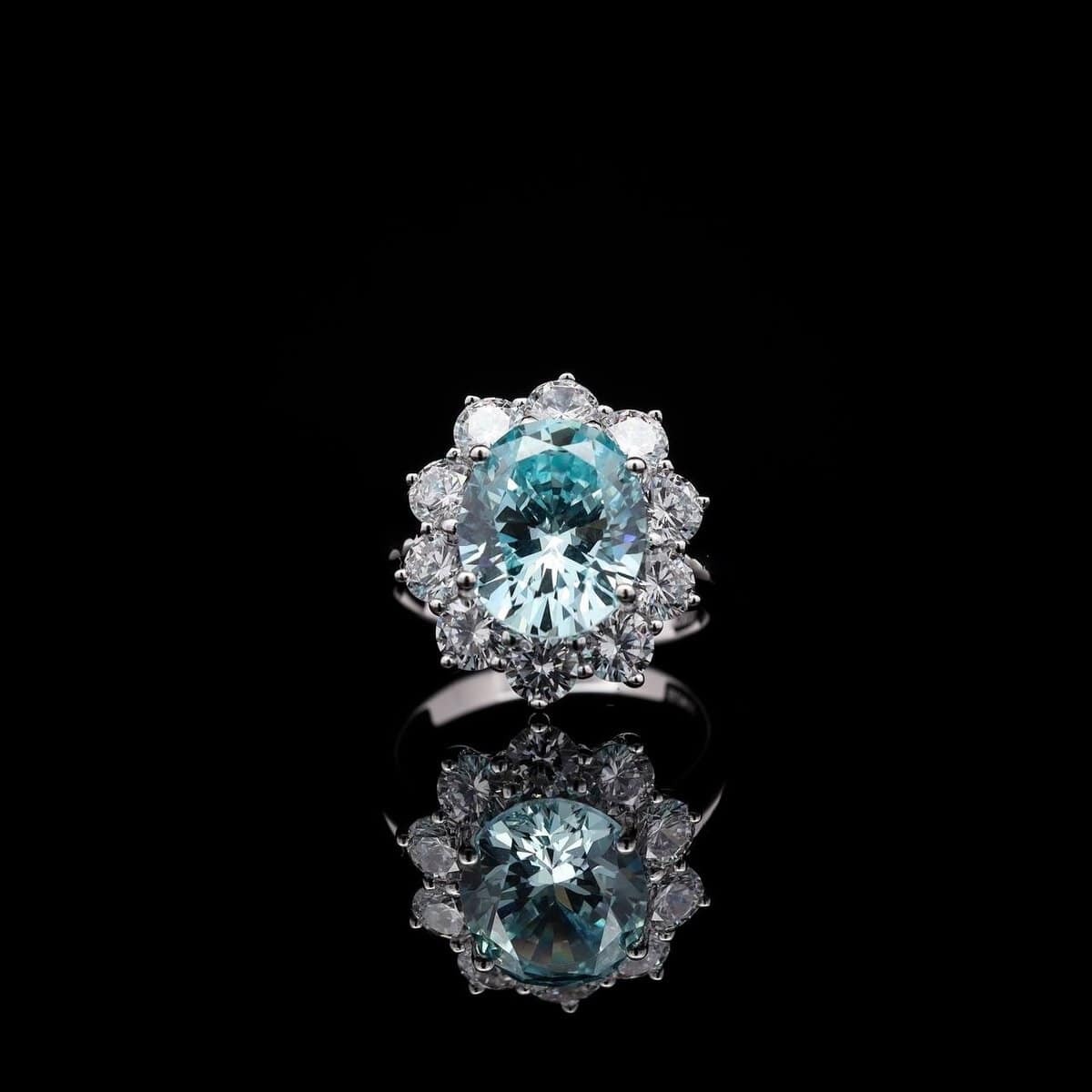 Omnia Elara Sky blue Oval Ring in 92.5 Silver with High-Quality Simulated Diamonds - OMNIASTORES UAE