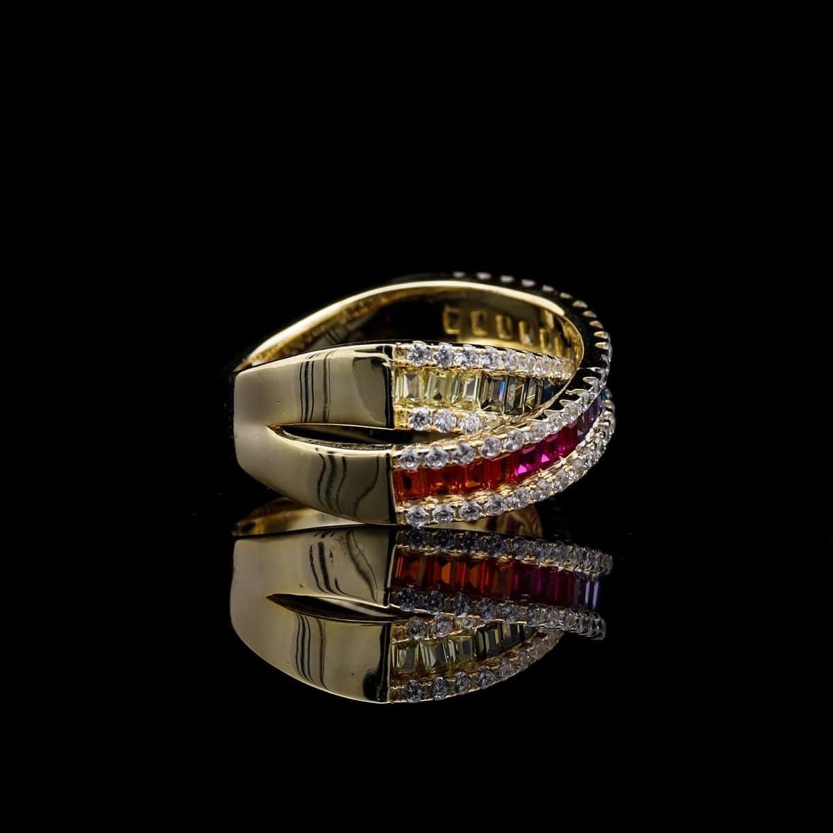 Omnia Dana Multi-Colored Criss-Cross Ring in Pure Gold with High-Quality Simulated Diamonds - OMNIASTORES UAE