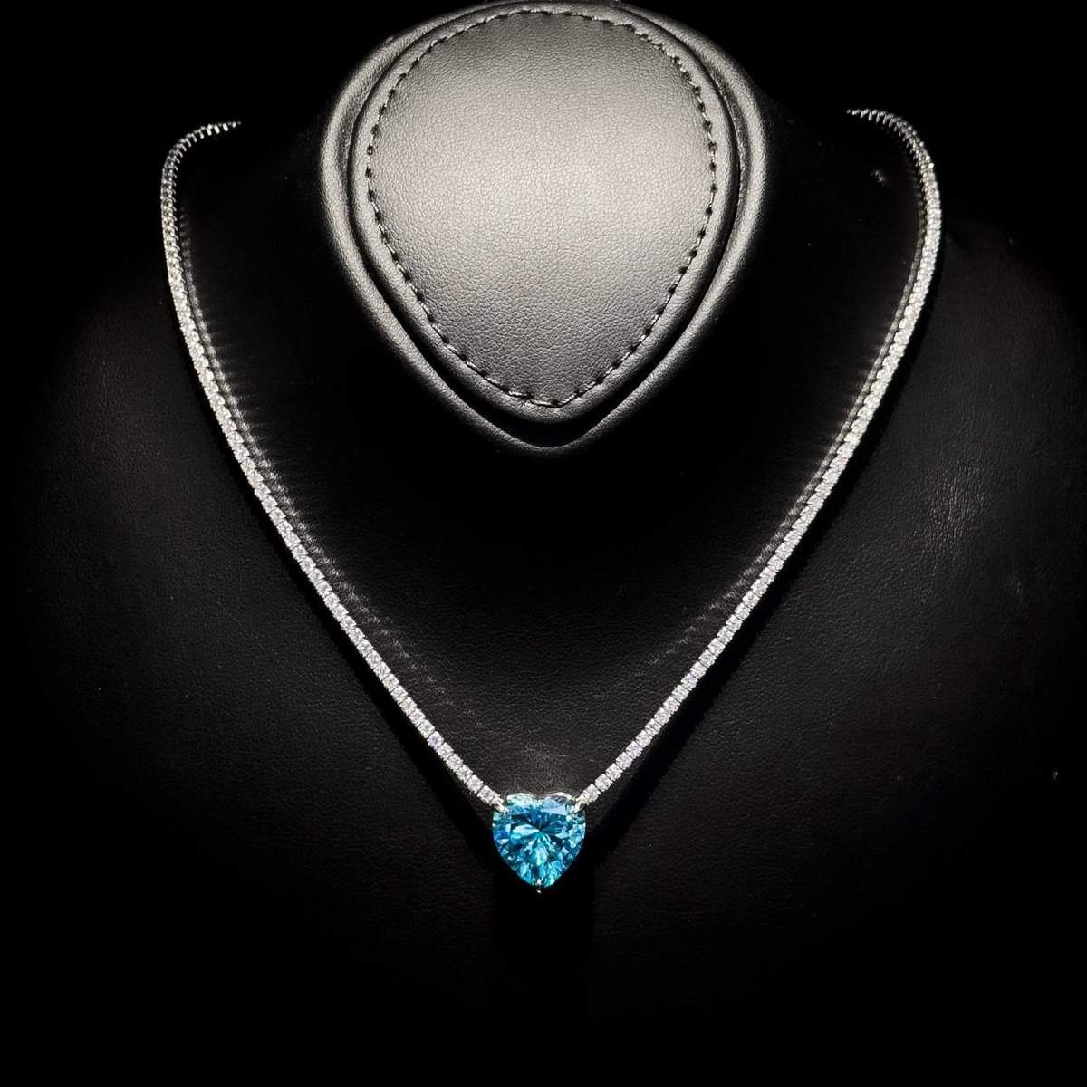Omnia Heart Sky Blue Necklace 92.5 Pure Silver Jewelry in High Quality Simulated Diamonds - OMNIASTORES UAE