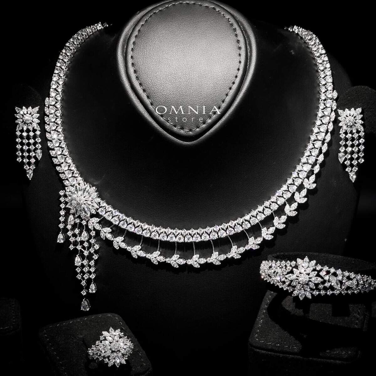 Omnia Royal Radiance Bridal Set (16cm only available in ksa) - OMNIASTORES UAE
