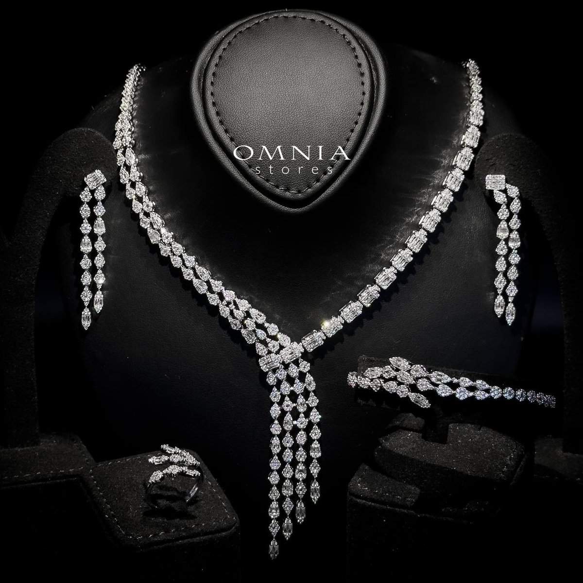 Omnia Arwen White Luxury Bridal Full Set with High-Quality Simulated Diamonds Rhodium Plated