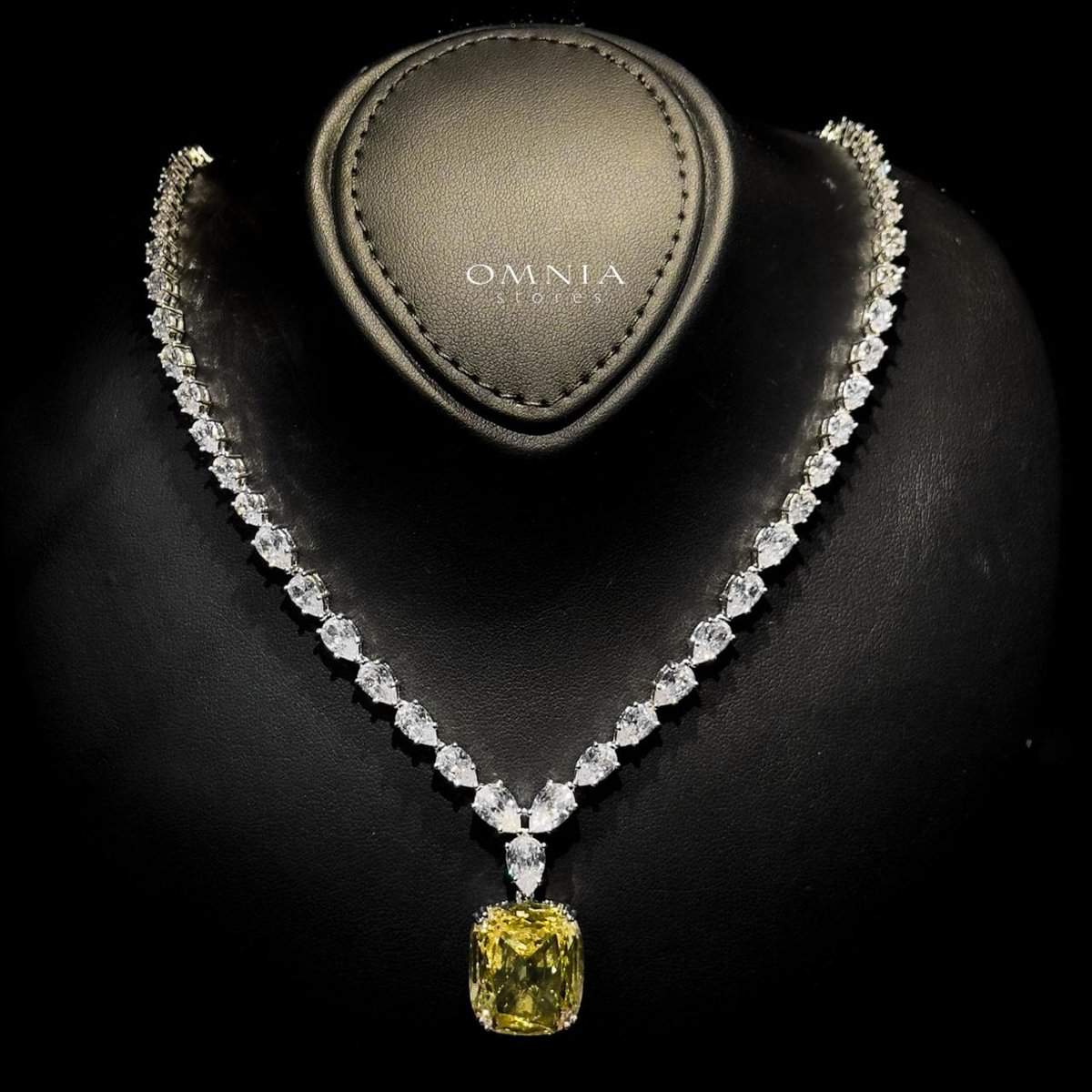 Omnia Audrey Yellow Bridal Full Set in High Quality Simulated Diamonds - OMNIASTORES UAE