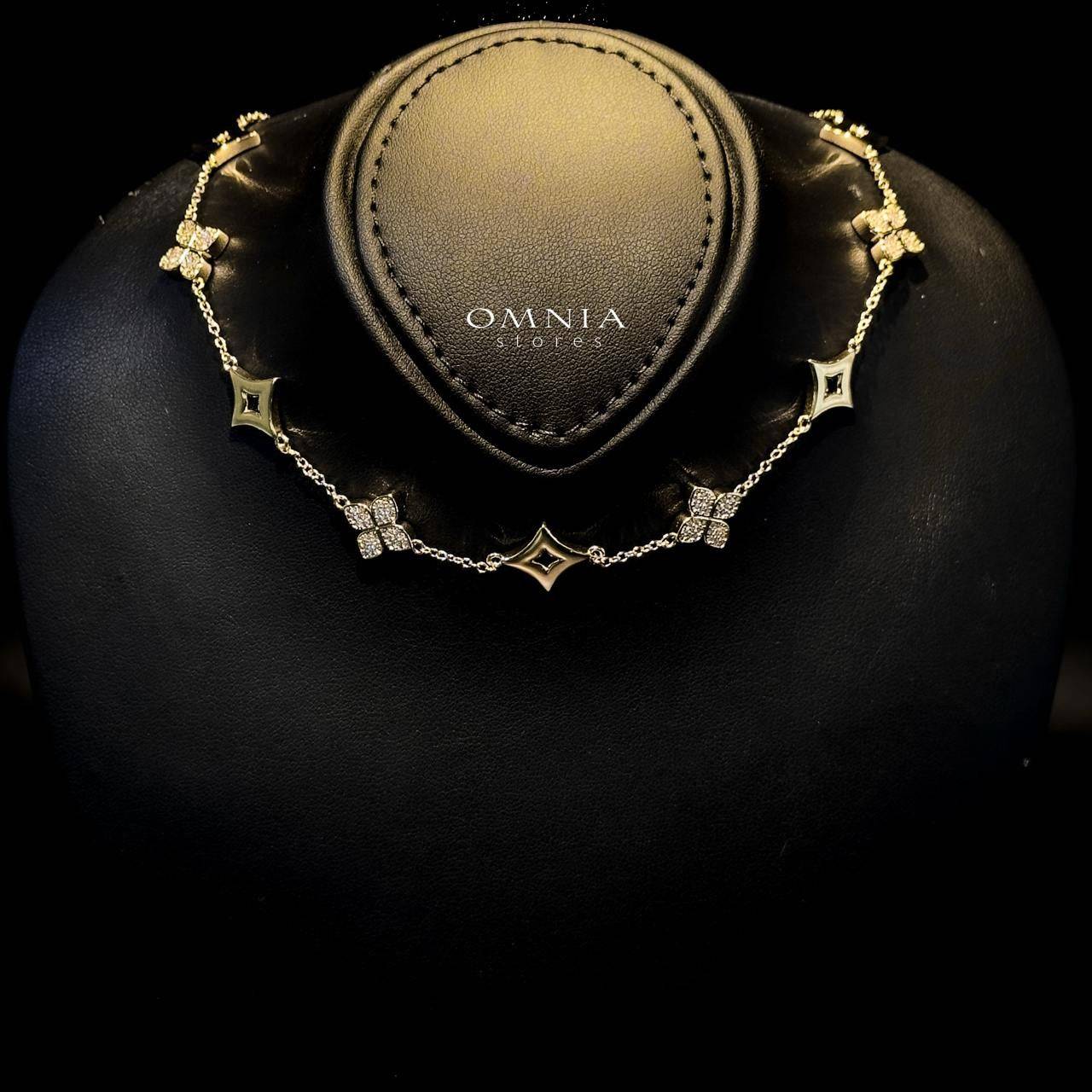Omnia Golden Clove Choker with High-Quality Simulated Diamonds Gold Plated - OMNIASTORES UAE