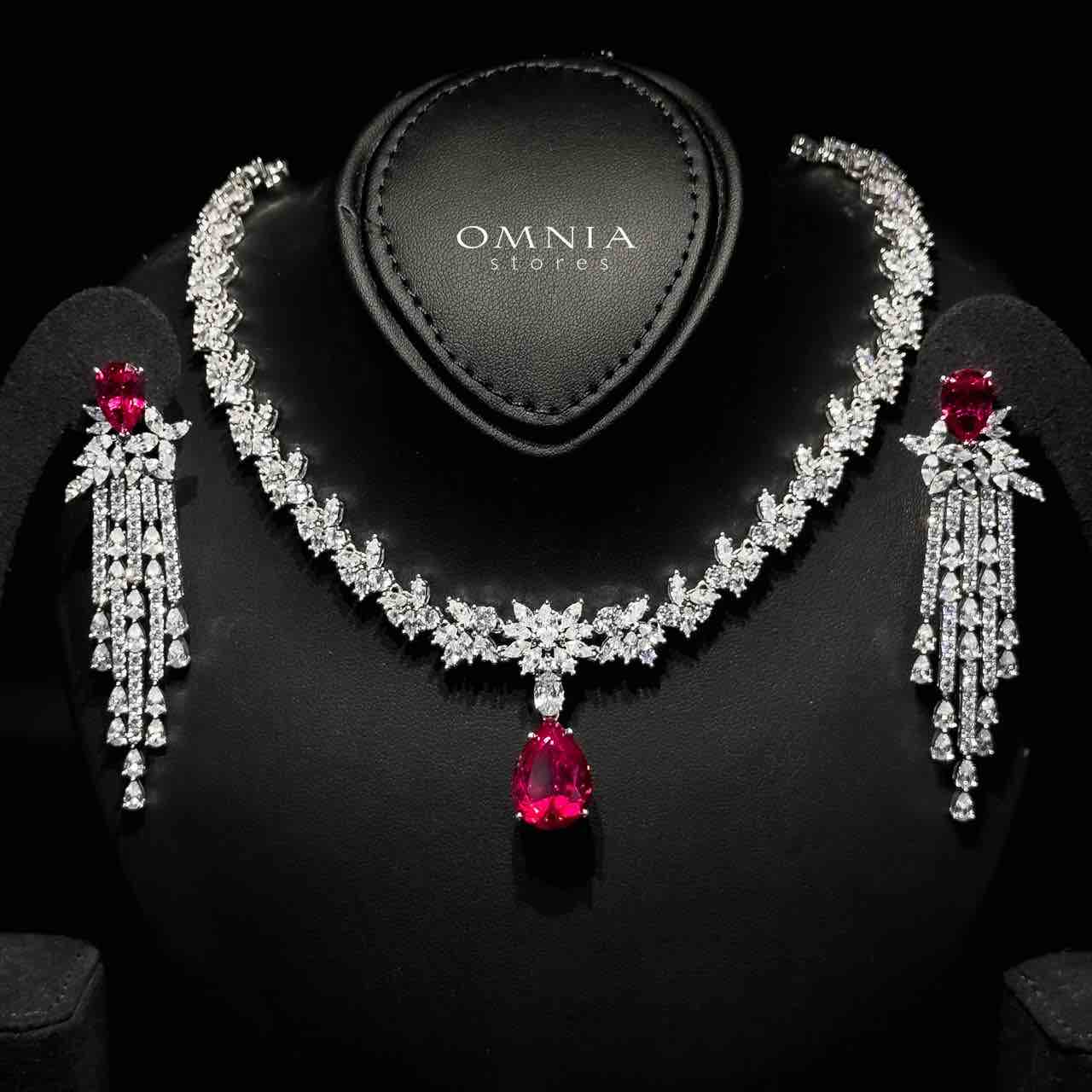Omnia Vanya Red Necklace & Earrings Set in 925 Silver with Pear-Cut High-Quality Simulated Diamonds