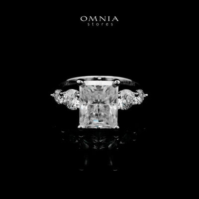 Omnia Hanifa White Ring 92.5 Silver Certified in High Quality Moissanite Stone