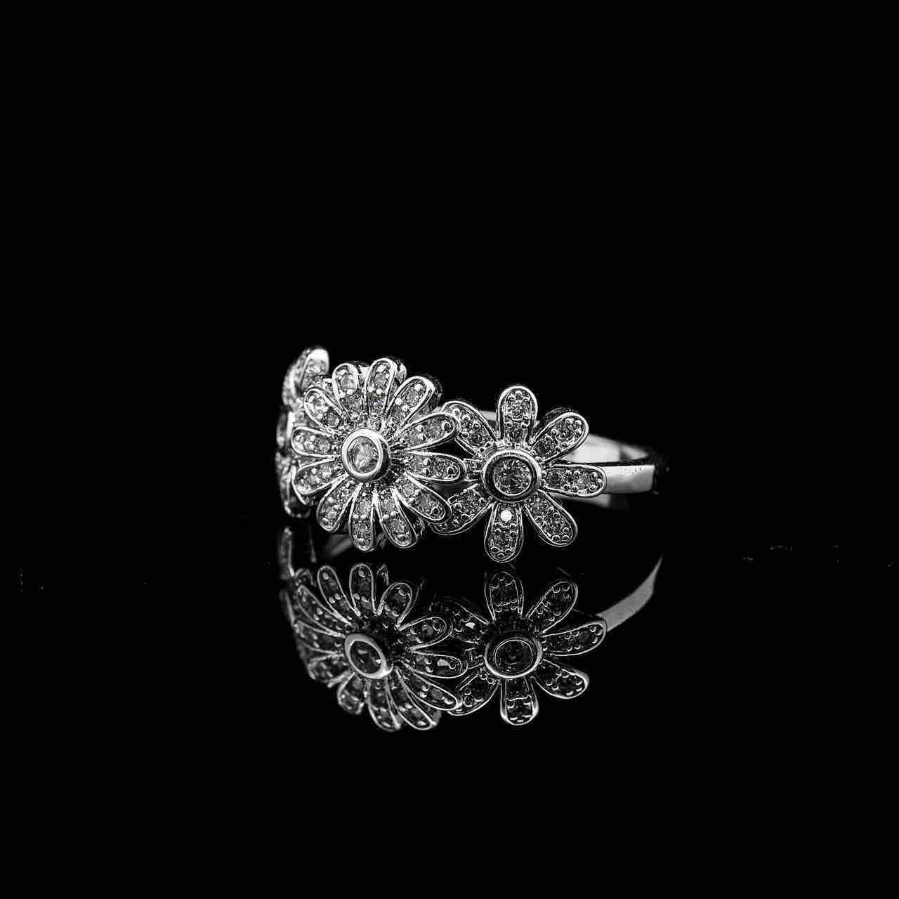 Ruqaya Silver Color Bundle Set - OMNIASTORES UAE