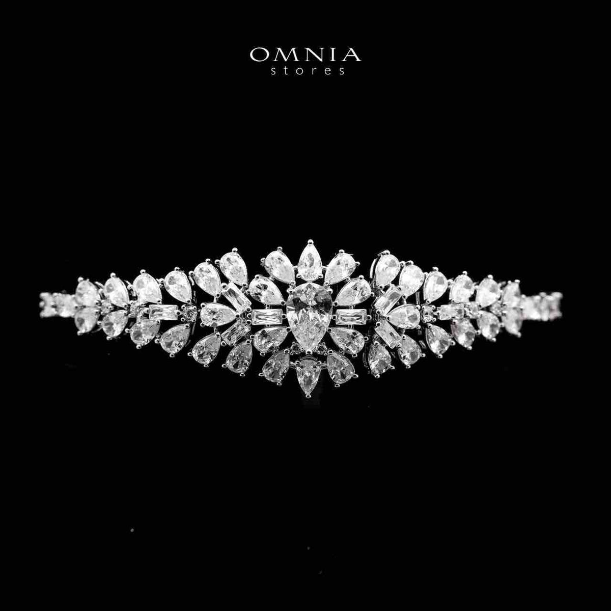 Omnia Patricia White