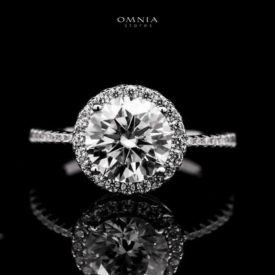 Omnia Nerina Classic Design Silver Ring 925 Silver in GRA Certified High Quality White Moissanite Stone