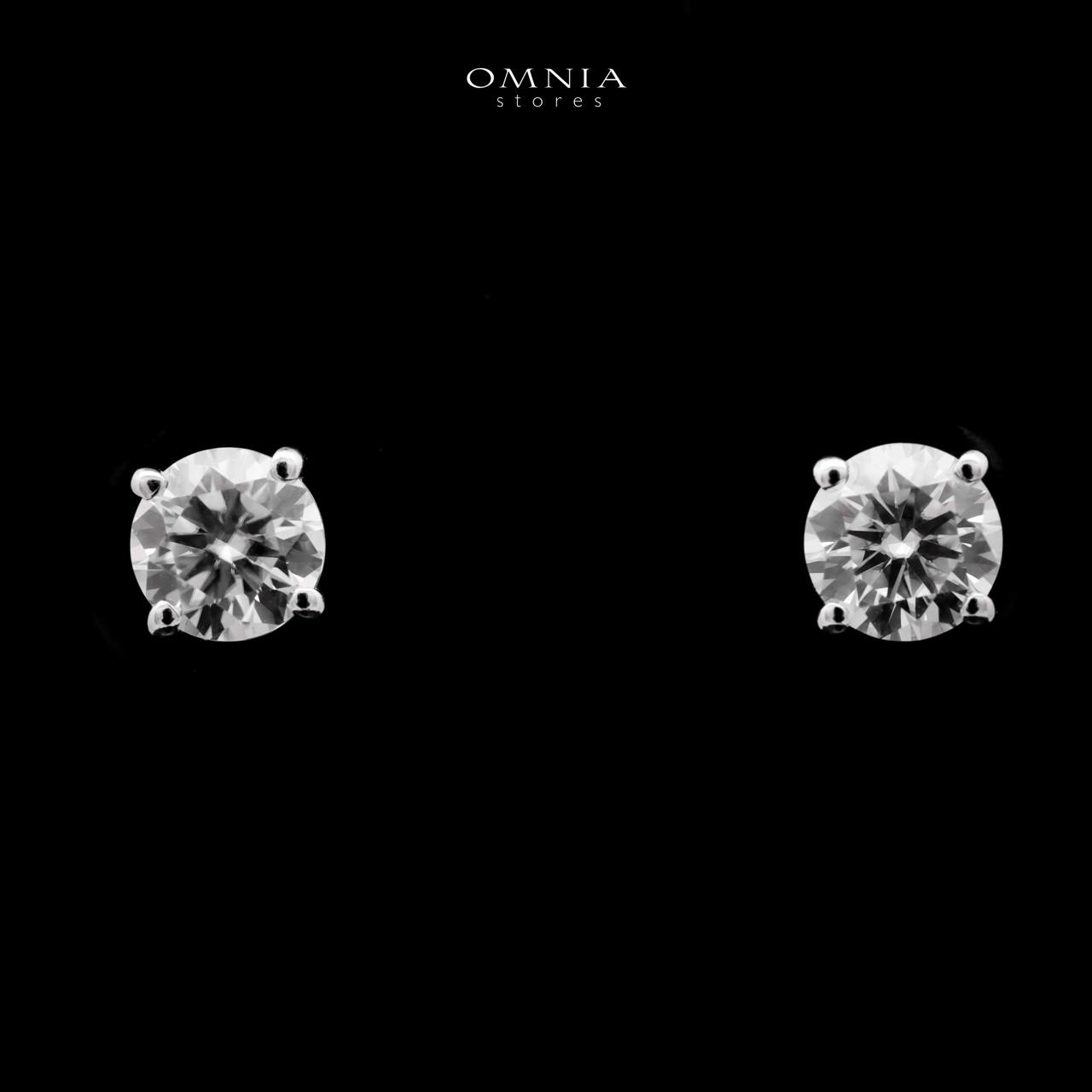 Omnia Khitam Silver Classic Stud Earrings 925 Silver in GRA Certifited High Quality White Moissanite Stones - OMNIASTORES UAE
