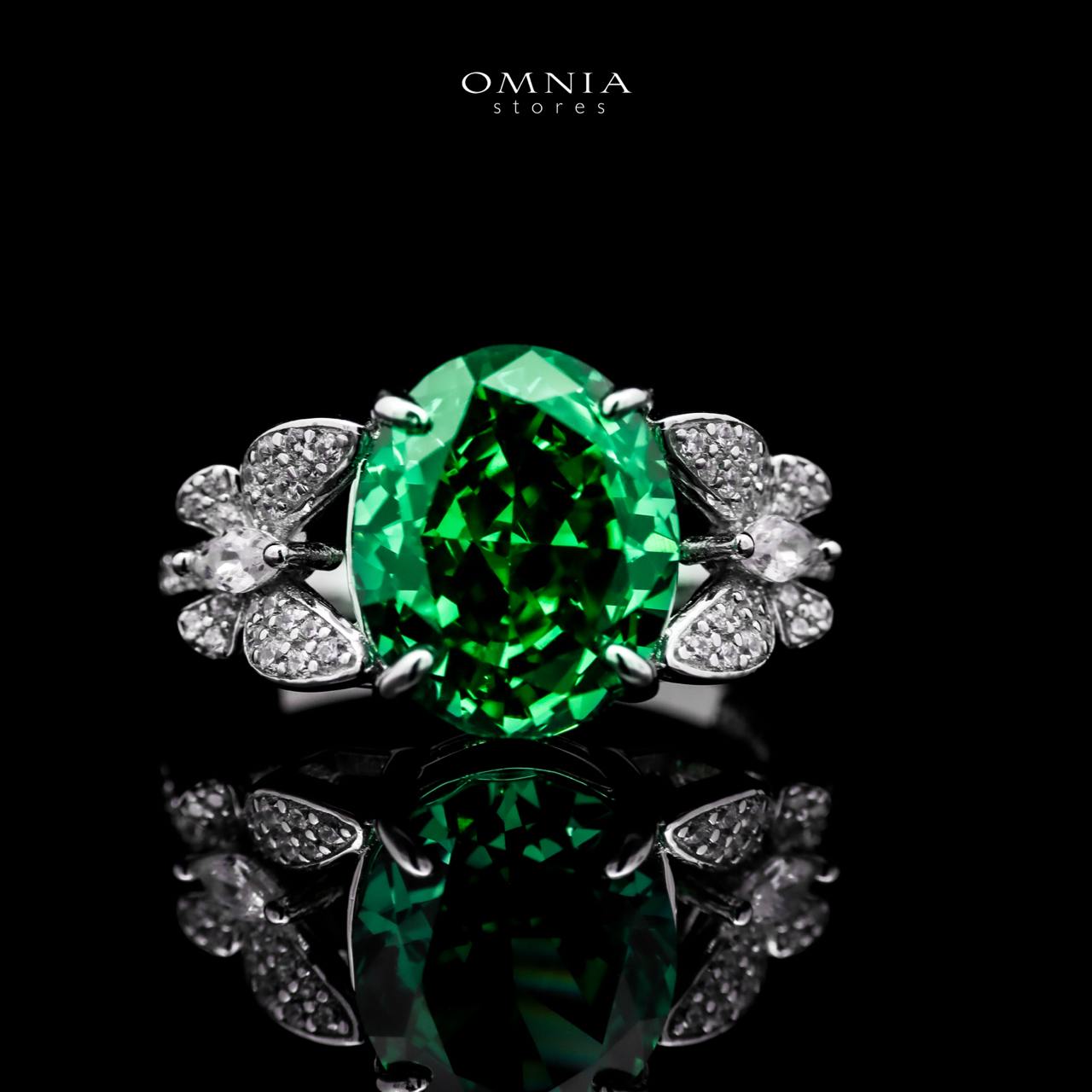 Omnia Maysun Ring In 925 Silver High Quality Green Simulated Diamonds - OMNIASTORES UAE