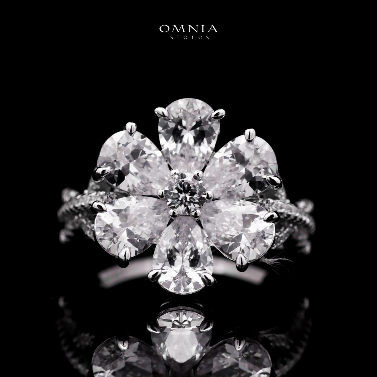Omnia Chafia white 0.75 Carat Ring 92.5 Silver High Quality Simulated diamonds - OMNIASTORES UAE