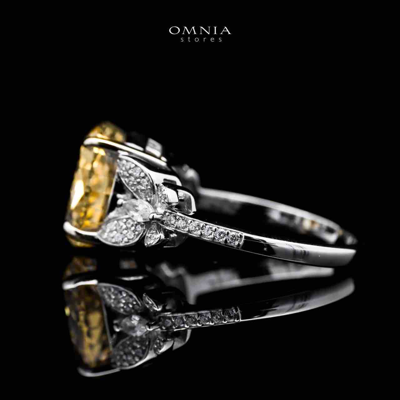 Omnia Maysun Ring In 92.5 Silver High Quality Simulated Diamonds - OMNIASTORES UAE