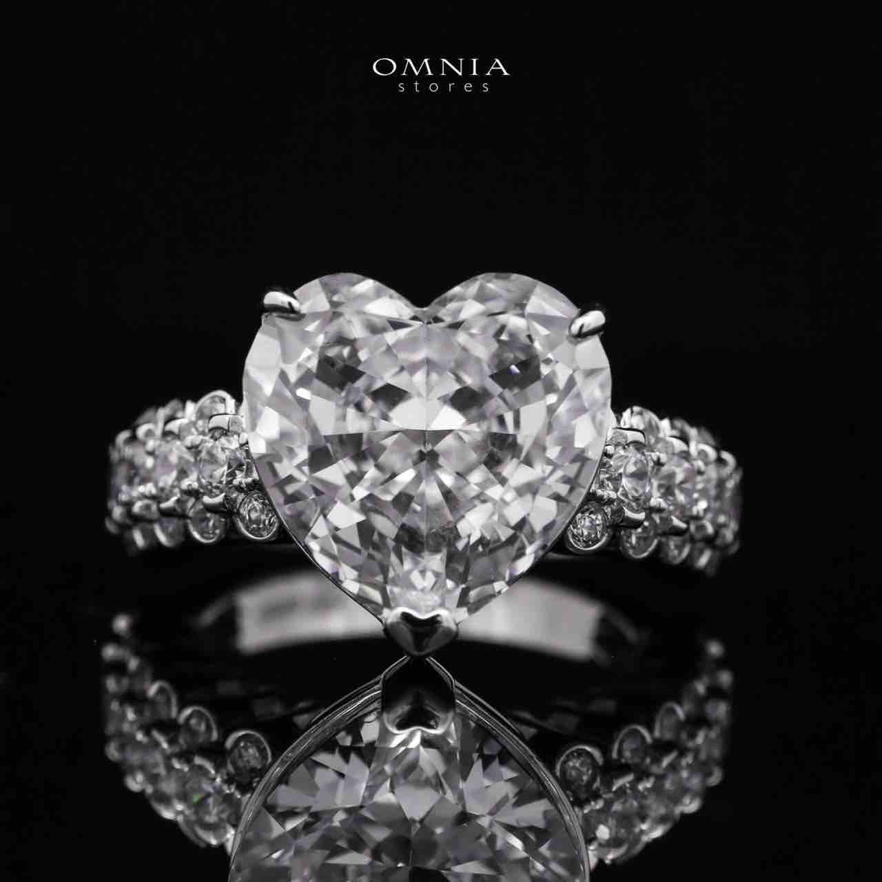 Omnia Eftal White 6.0 Carat Ring 92.5 Silver High Quality Simulated diamonds - OMNIASTORES UAE