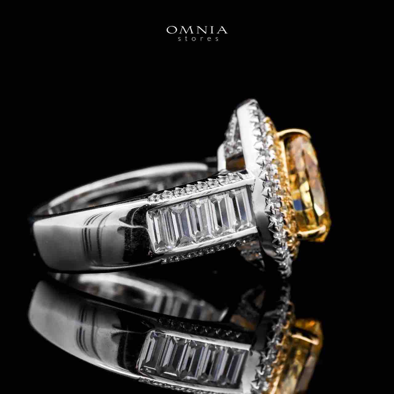 Omnia Anood Ring 2.00 Carat in 925 Silver High Quality Simulated Diamonds