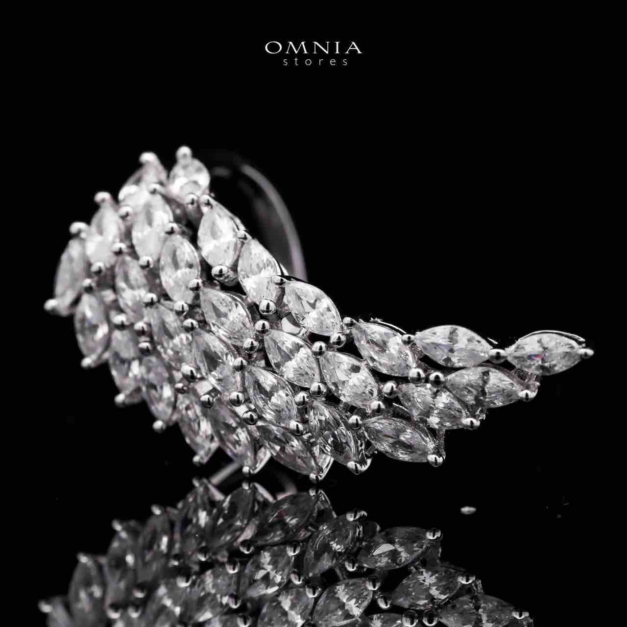 Omnia Statement Leaf Design Ring in 92.5 Silver with High Quality Iced Cut Stones - OMNIASTORES UAE