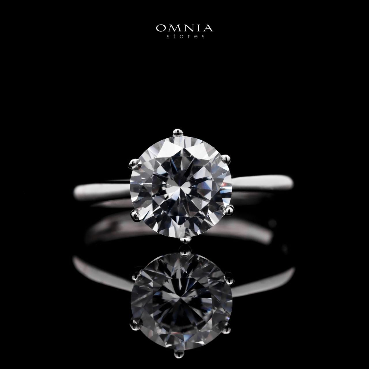 Omnia Omaira Classic Ring in 92.5 Silver with High Quality Iced Cut Stone - OMNIASTORES UAE