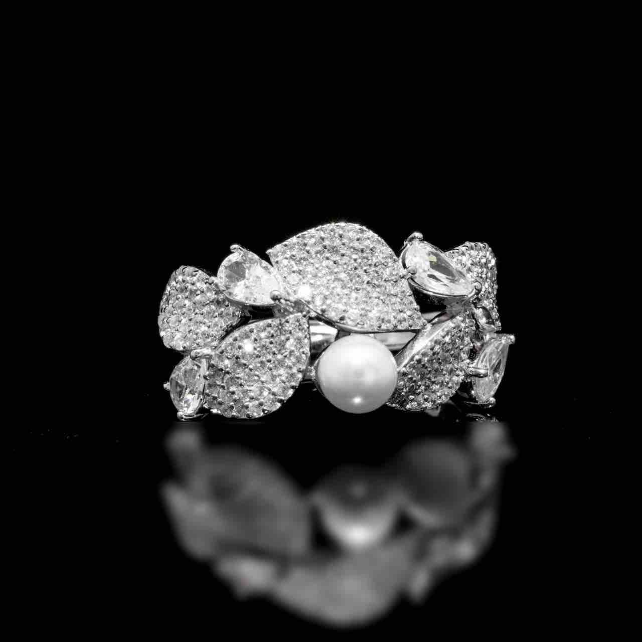 Omnia Thameenah Pearl Bridal Full Set in 925 Silver with High-Quality White Zircon Stones - OMNIASTORES UAE