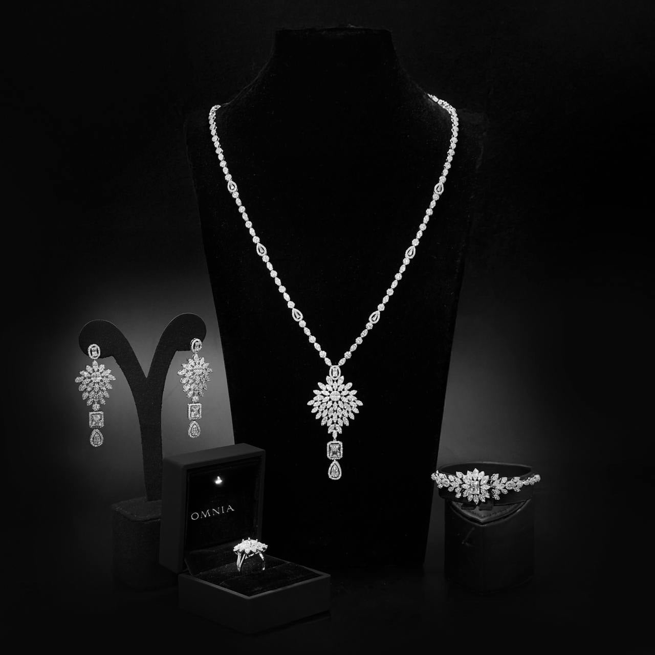 Omnia Duha White Long Chain Full Set Accessories in High Quality Zircon Stone Rhodium Plated - OMNIASTORES UAE