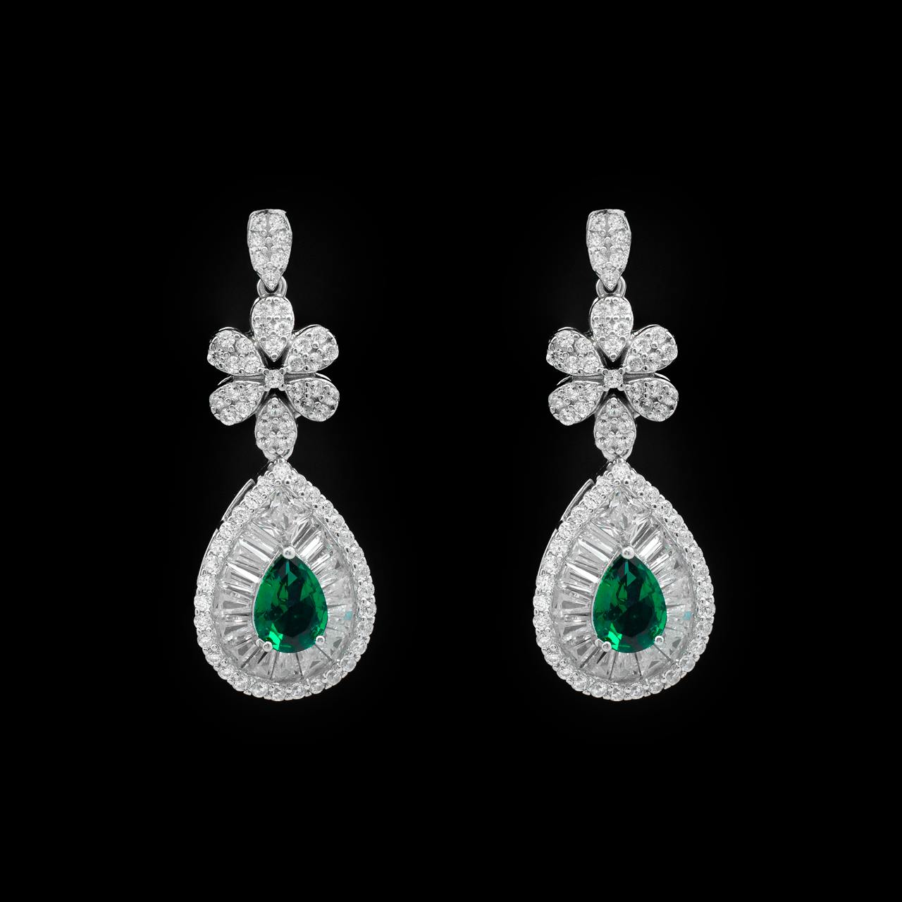 Omnia Sophia Green Teardrop Bridal Full Set in 925 Silver with High Quality Simulated Diamonds - OMNIASTORES UAE