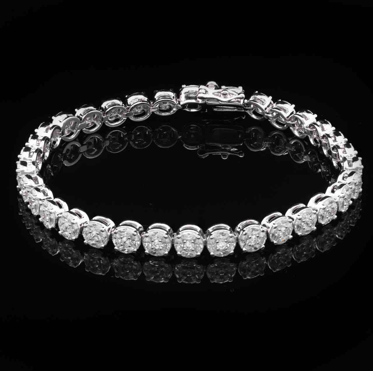 Omnia Tahani White Bracelet in 925 Silver with High Quality Simulated Diamonds - OMNIASTORES UAE