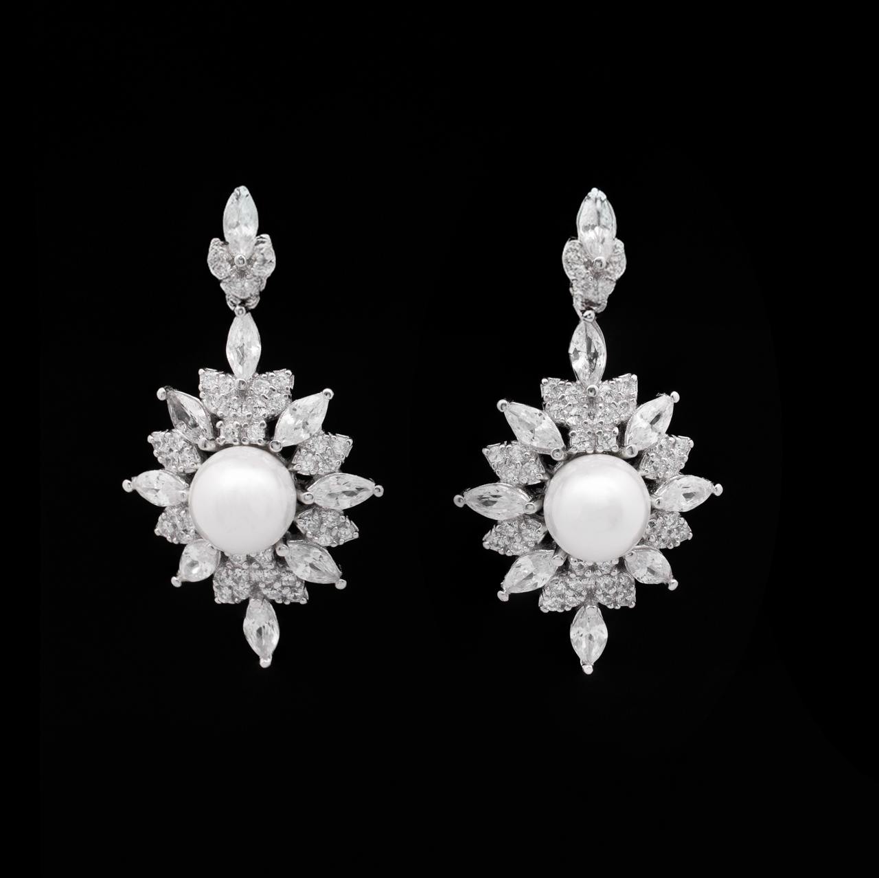 Omnia Nawal White Pearl Necklace, Earrings and Ring Set in 925 Silver with High Quality Simulated Diamonds - OMNIASTORES UAE