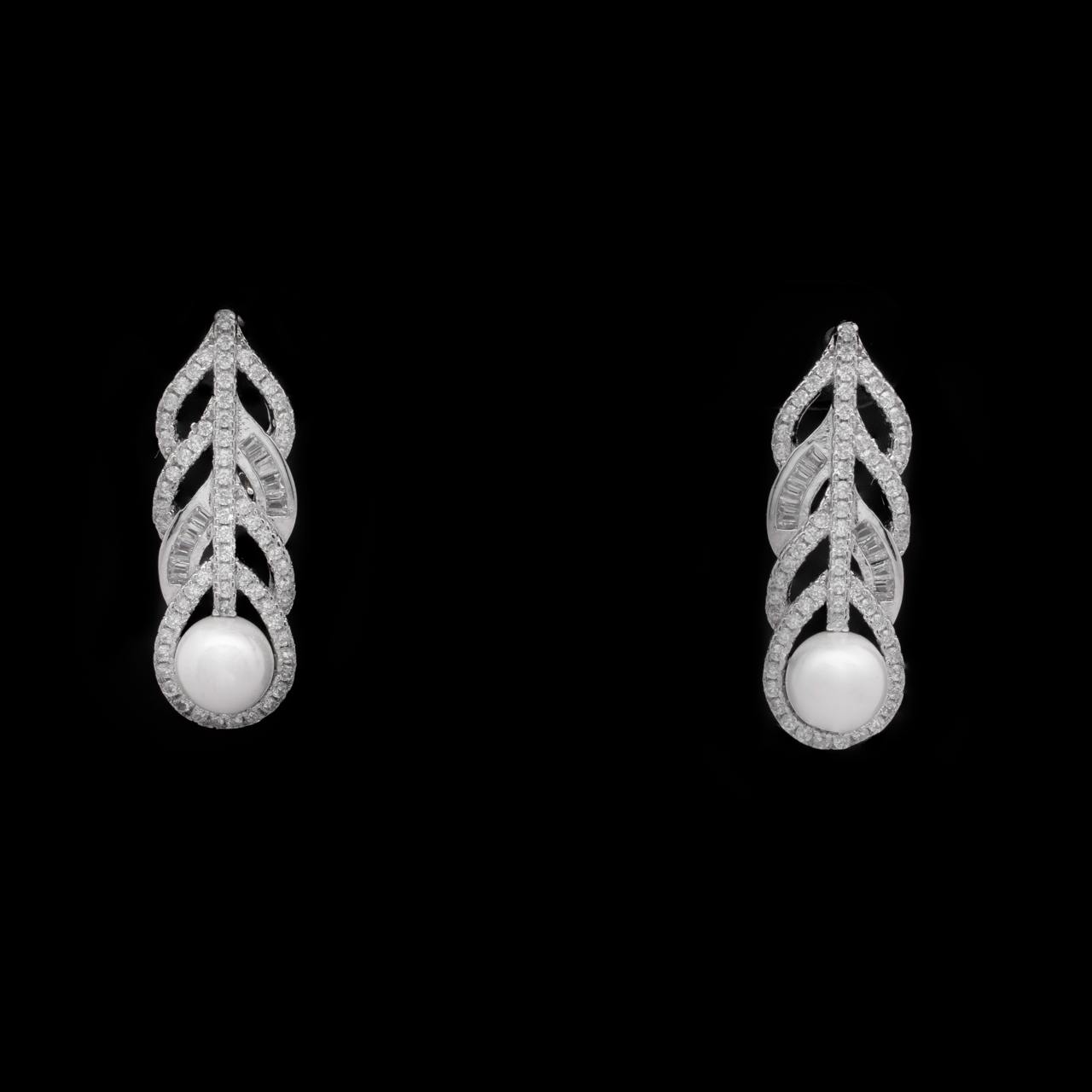Omnia Naela White Leaf Pearl Necklace, Earrings and Ring Set in 925 Silver with High Quality Simulated Diamonds - OMNIASTORES UAE