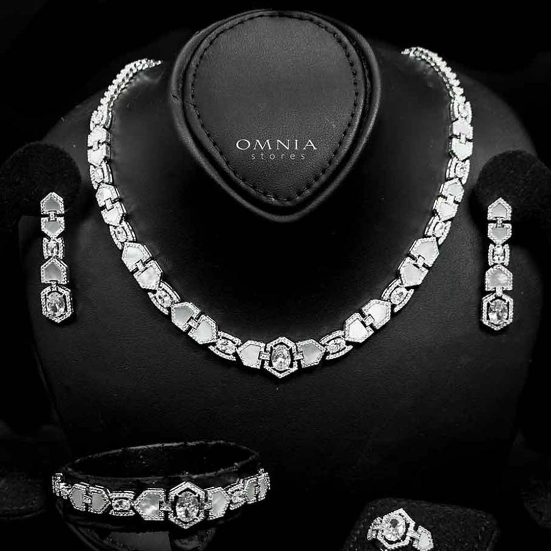 Omnia Rihana Bridal Full Set Accessories in High Quality Zircon Stone in Rhodium Plated - OMNIASTORES UAE