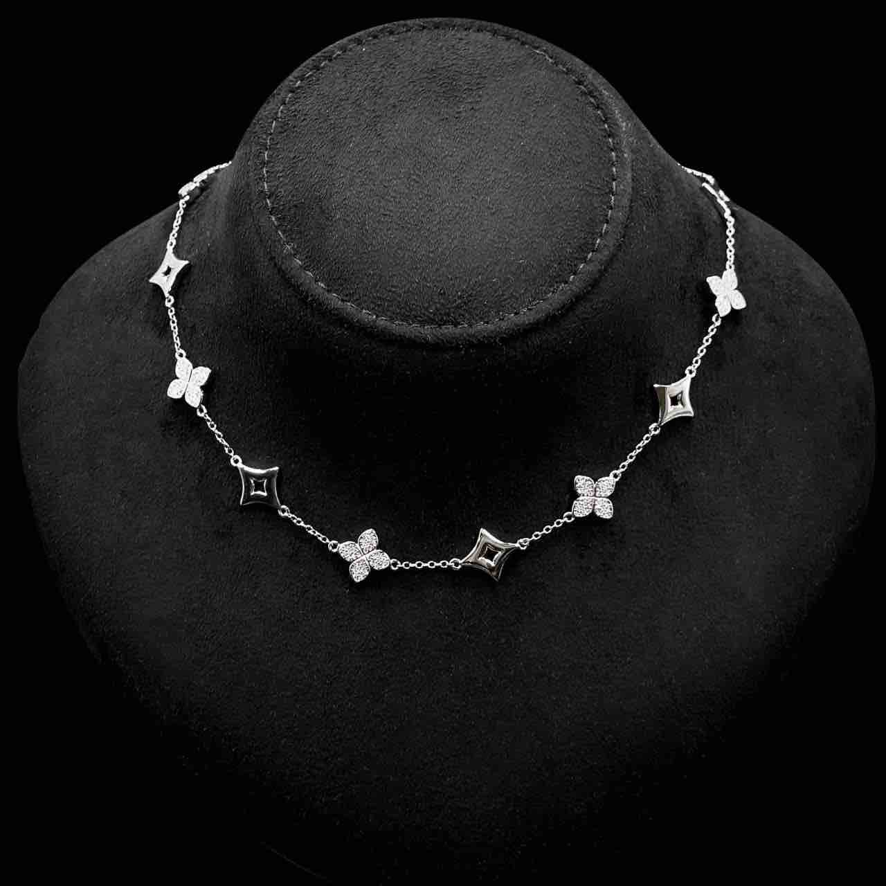 Omnia White Clove Choker Full Set with High-Quality Simulated Diamonds Gold Plated