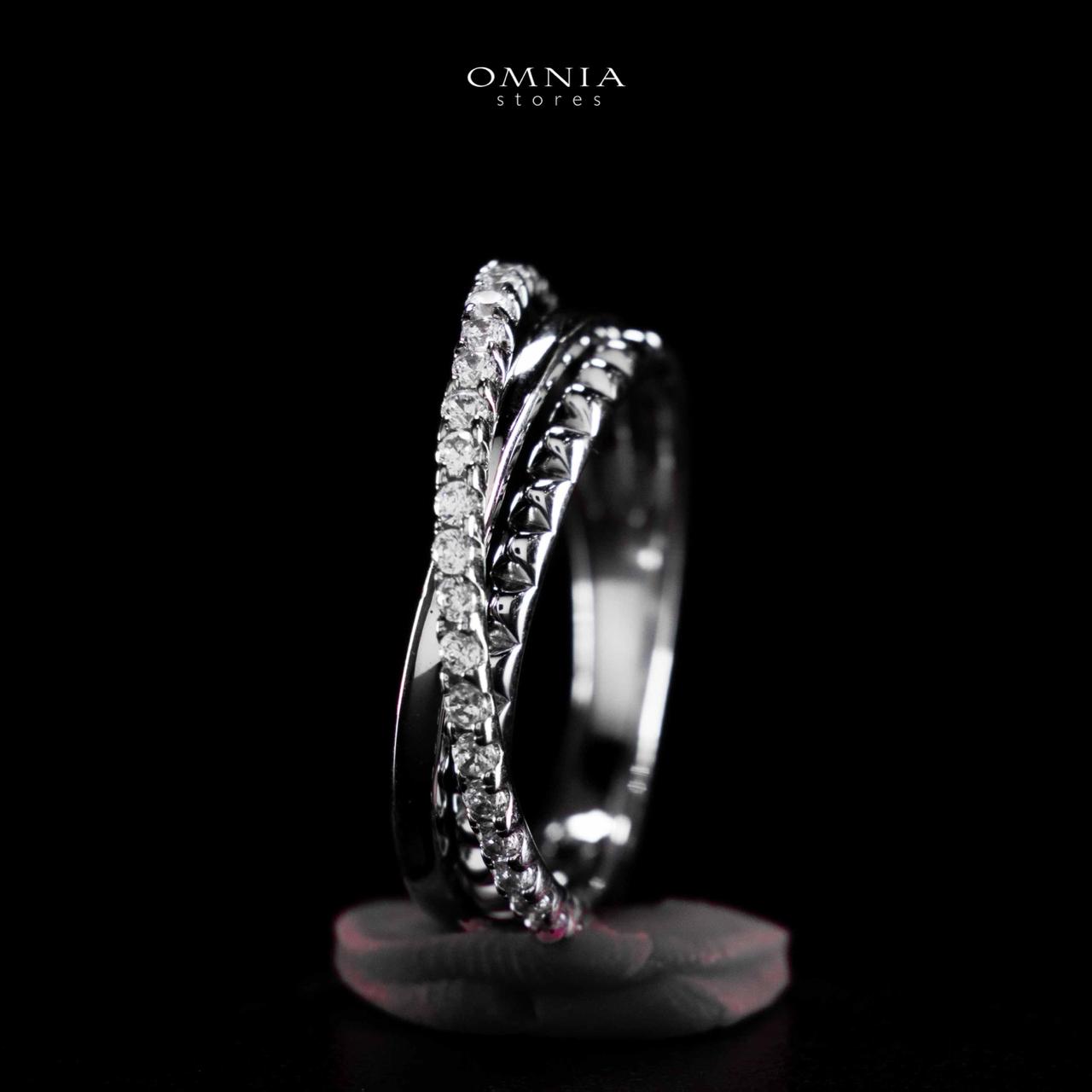 Omnia Suhair Twisted Silver Ring In 925 Silver High Quality Certified Lab Crafted Stones - OMNIASTORES UAE
