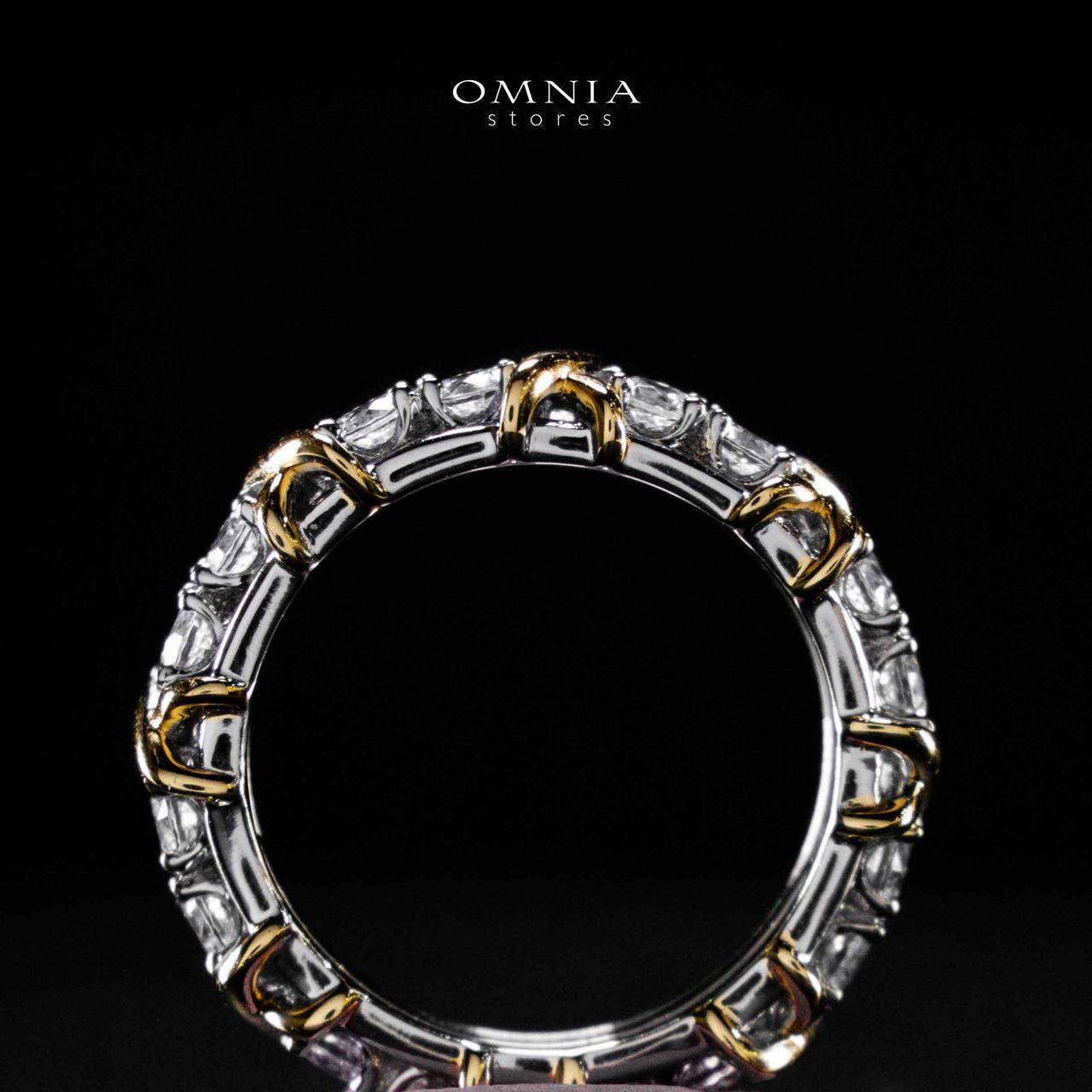 Omnia Aasima White and Glod Ring In 925 Silver High Quality Certified Lab Crafted Stones