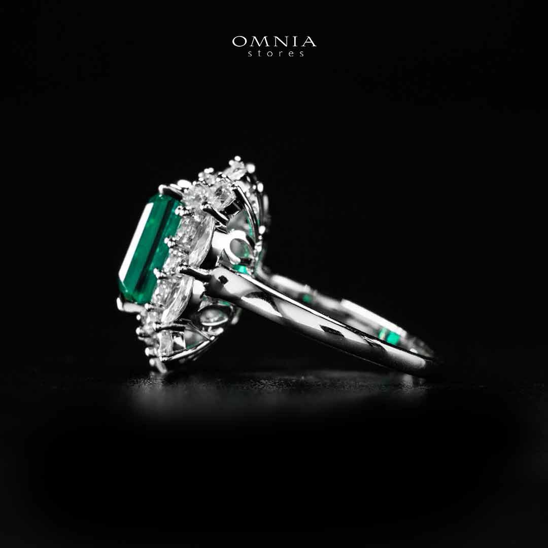 Omnia Nusayba Green and White Silver Ring In 925 Silver High Quality Certified Lab Crafted Stones