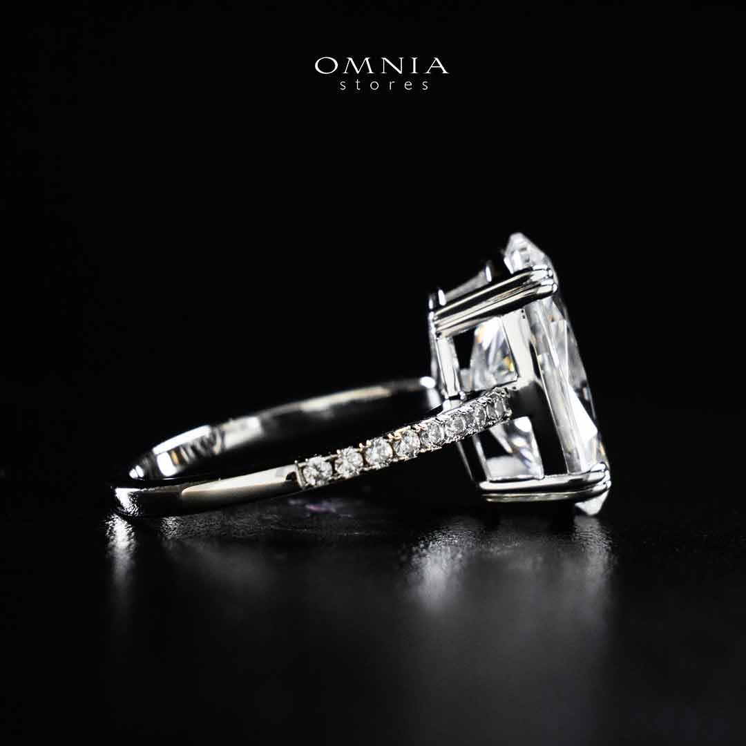 Omnia Nuraan White Silver Ring In 925 Silver High Quality Certified Lab Crafted Stones