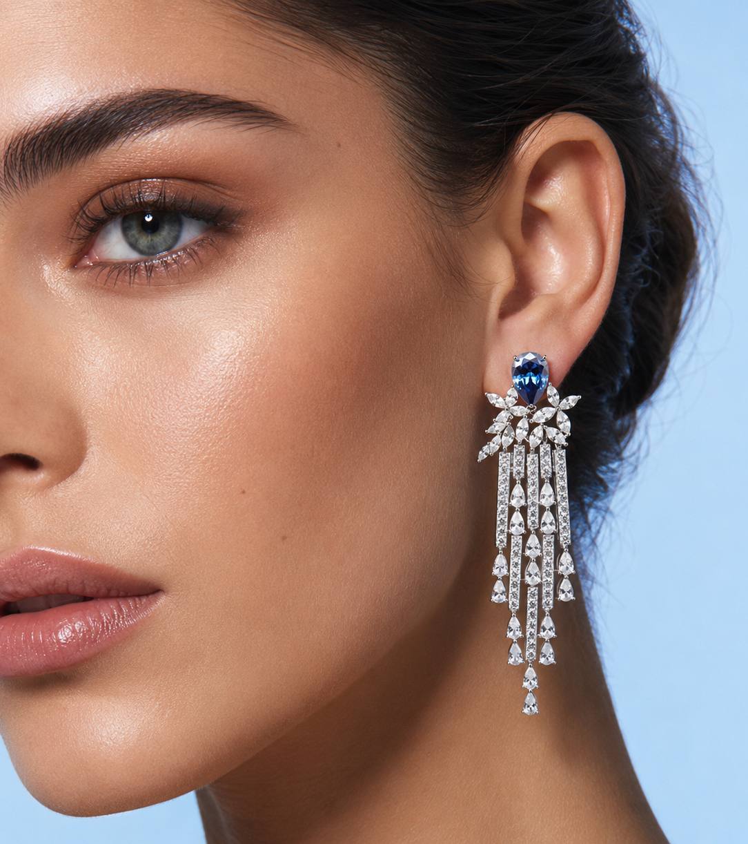 Omnia Vanya Blue Drop Earrings in 925 Silver with Pear-Cut High-Quality Simulated Diamonds