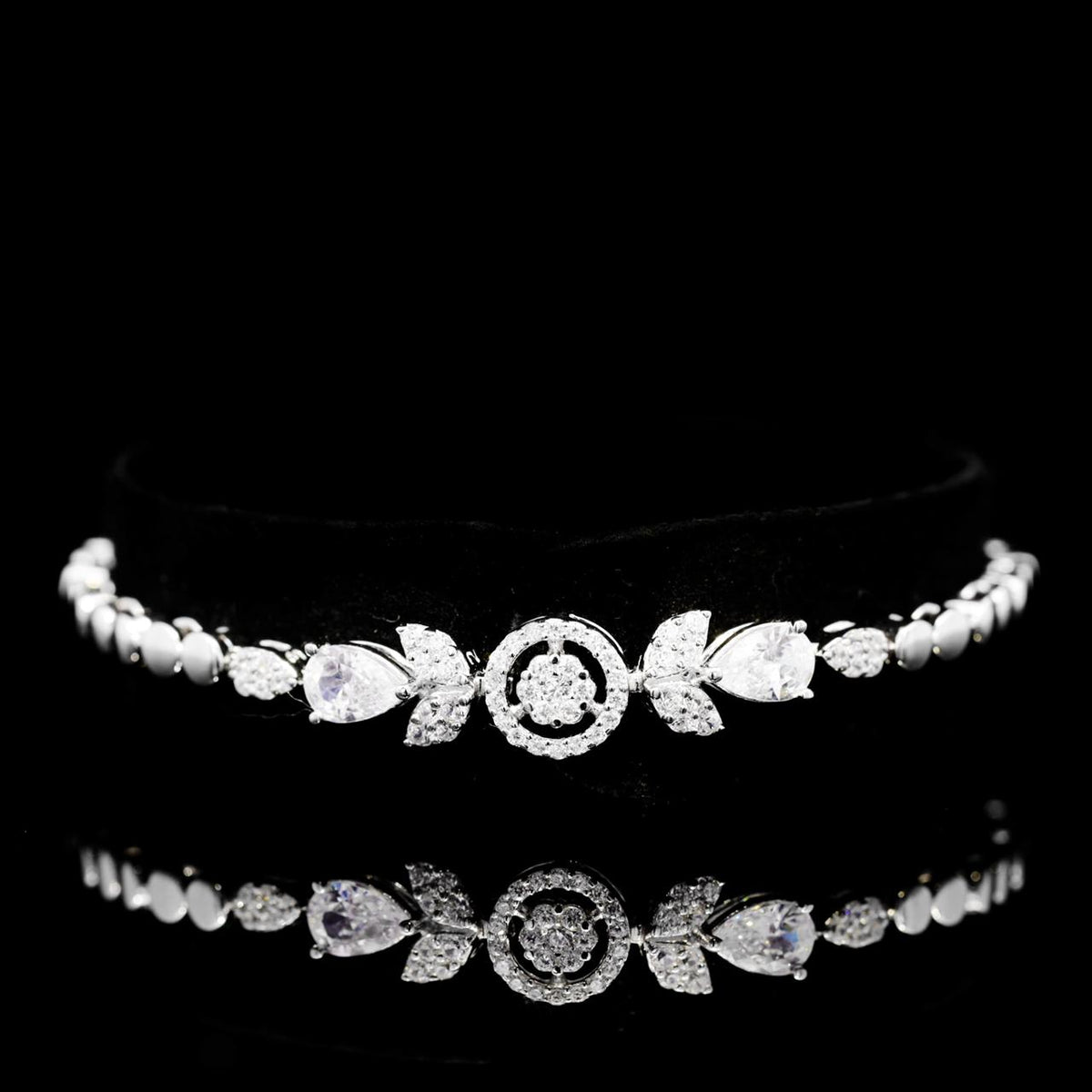 Paulina White Luxury Bridal Full Set 925 Sterling Silver with High-Quality Simulated Diamonds