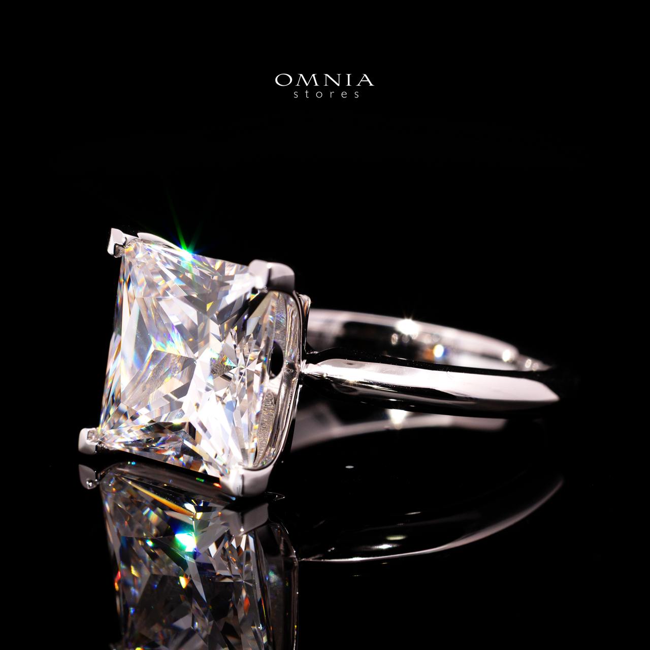 Shania Ring with Certificate, High-Quality Premium Simulated Diamonds in 925 Sterling Silver