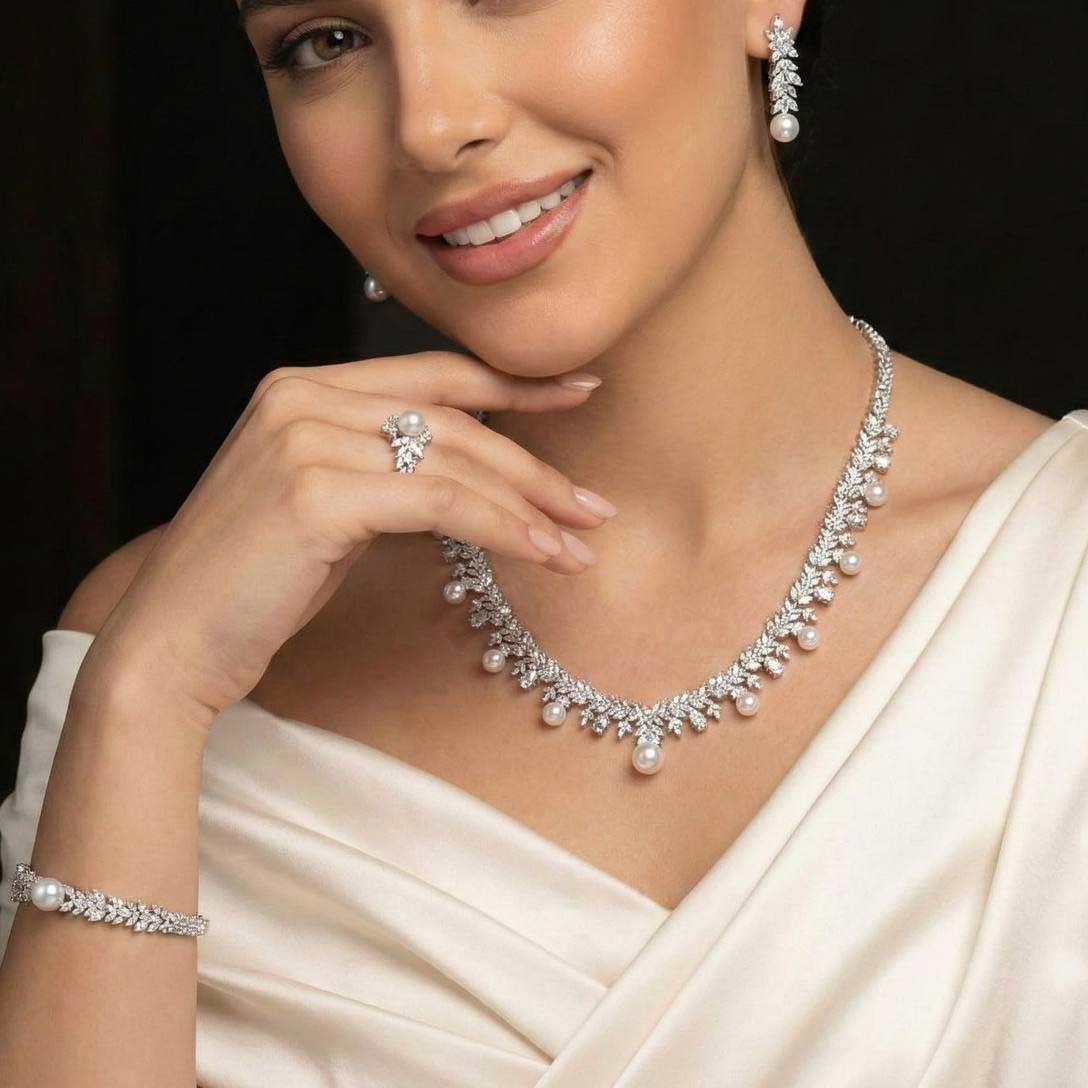 مجموعة زفاف أمنية فادا كاملة مرصعة بأحجار الزركون عالية الجودة ومطلية بالروديوم