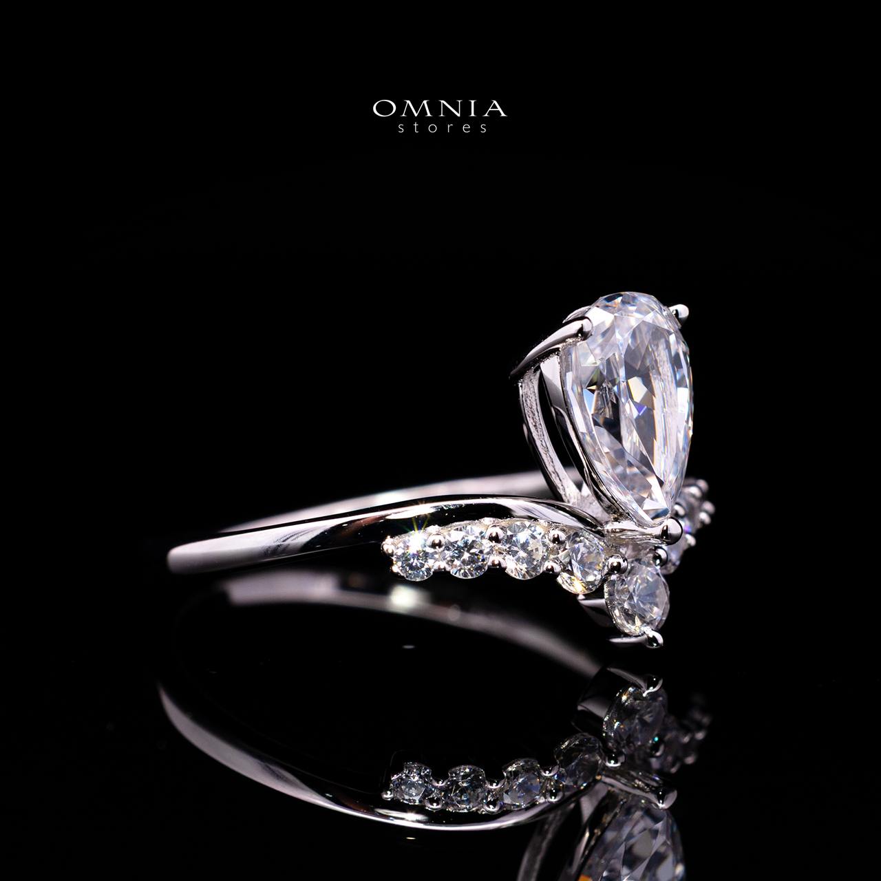 Antonella Ring with Certified Premium Simulated Diamonds in 925 Sterling Silver