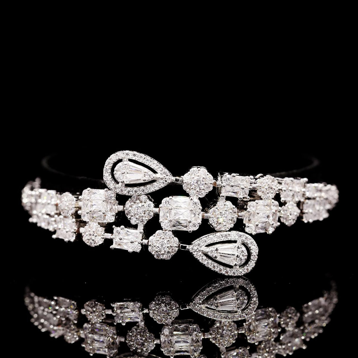 Rochelle White Luxury Bridal Full Set with High-Quality Zircon Stones Rhodium Plated